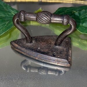 Vintage small Toy Cast Iron Home Accent